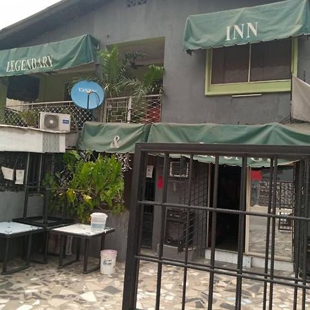 Legendary Inn & Lounge Bale Akiosi Zewnętrze zdjęcie