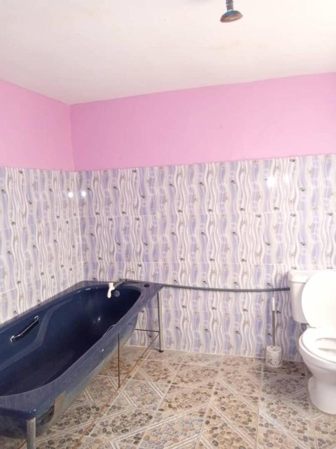Legendary Inn & Lounge Bale Akiosi Zewnętrze zdjęcie