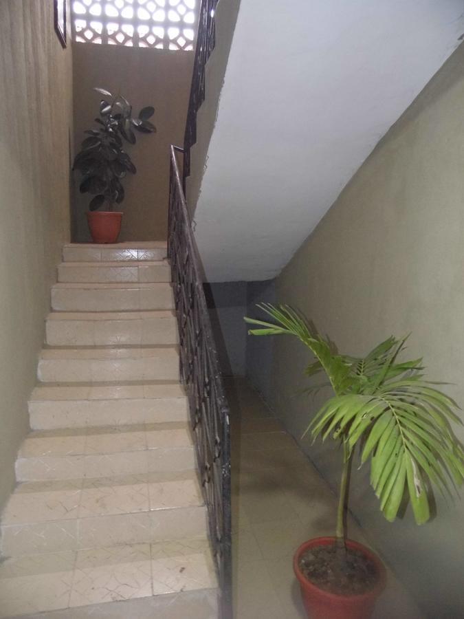 Legendary Inn & Lounge Bale Akiosi Zewnętrze zdjęcie
