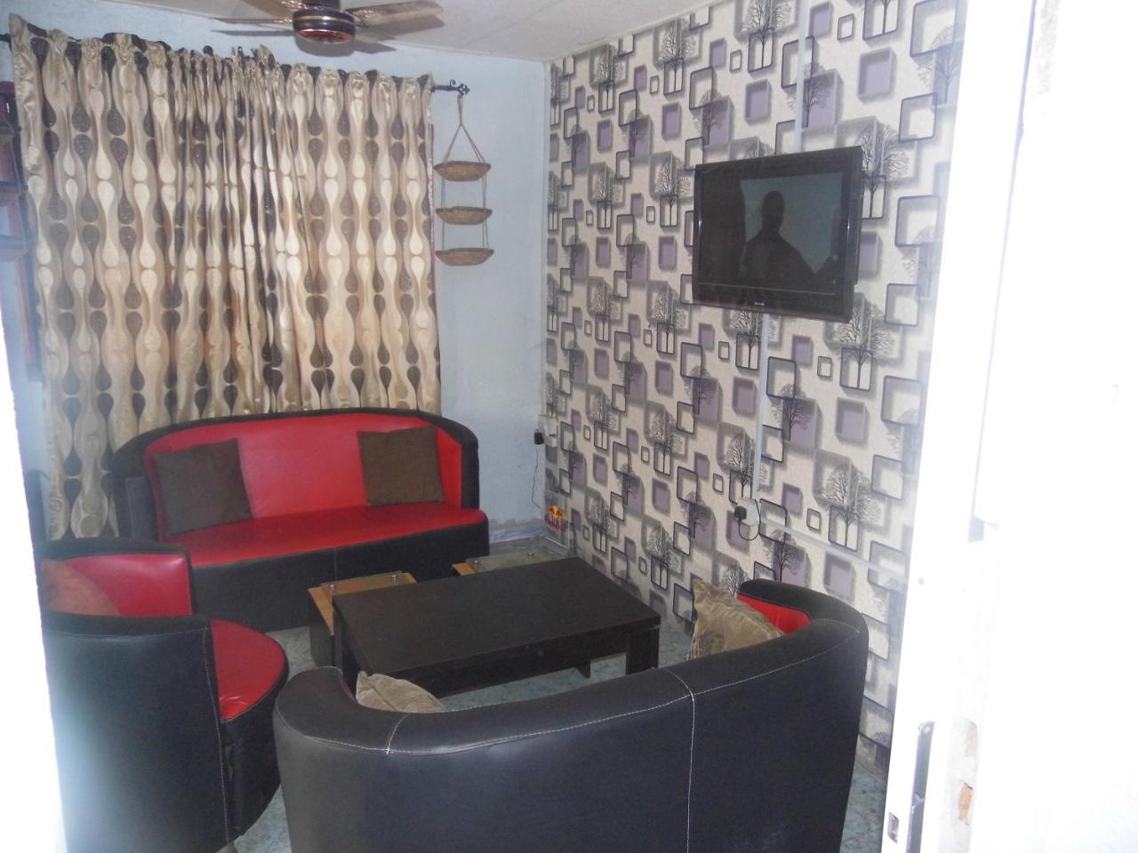 Legendary Inn & Lounge Bale Akiosi Zewnętrze zdjęcie