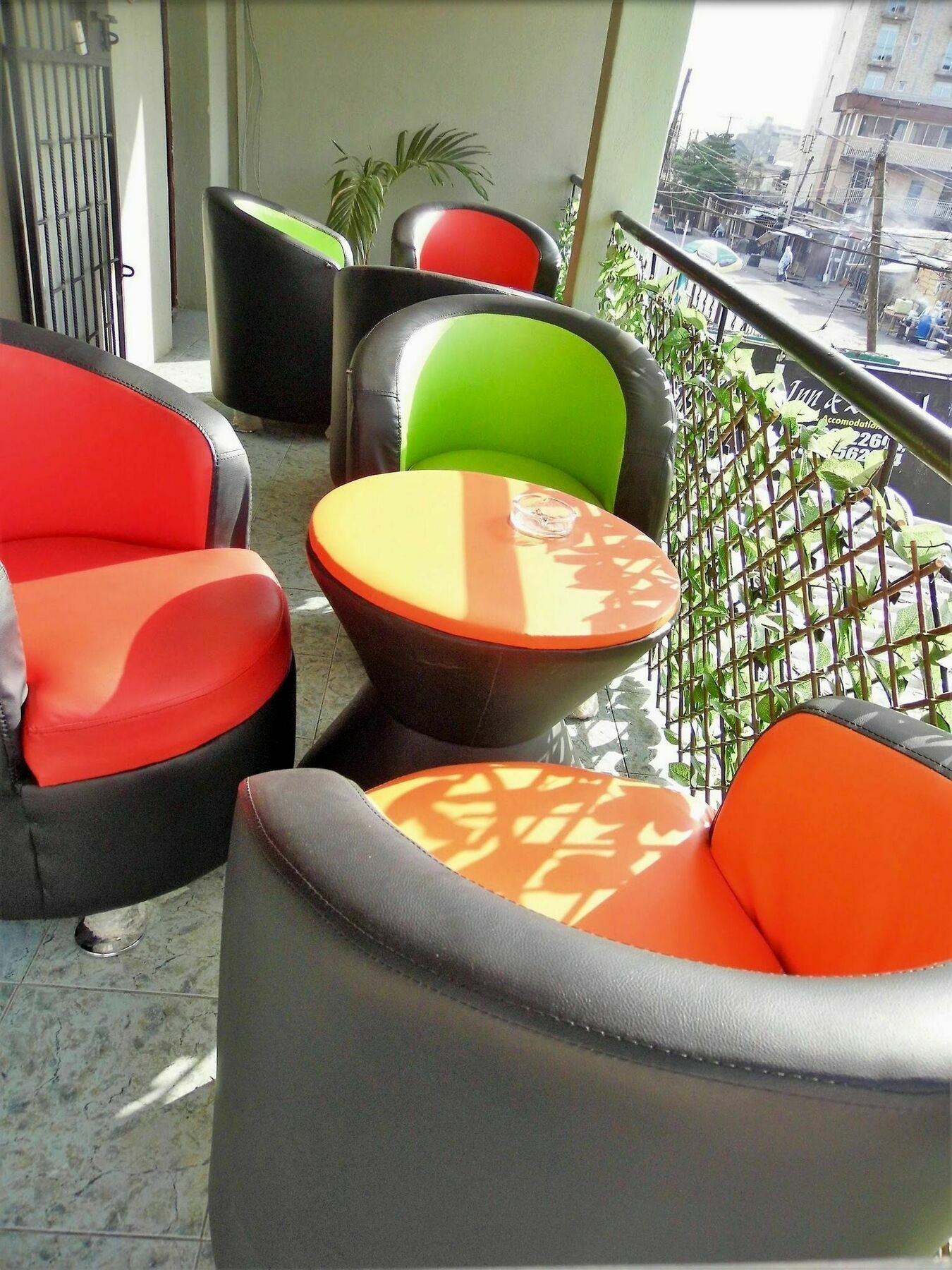 Legendary Inn & Lounge Bale Akiosi Zewnętrze zdjęcie